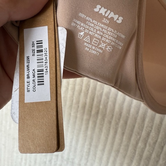 Skims Fits Everybody Push Up Bra In Mica Size 32H NWT - Picture 7 of 7